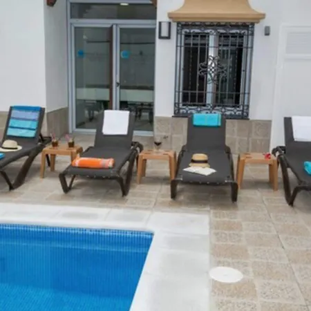 Boutique Bajamar Нерха