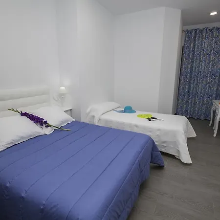 Boutique Bajamar Нерха